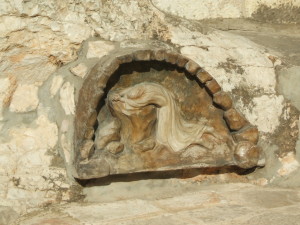 Sculpture of Praying Christ